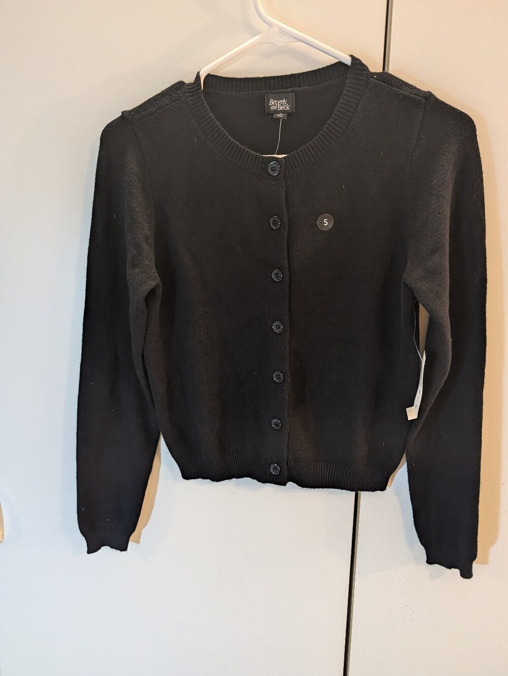 Beverly & Beck Woman's Small Black Button-Up Cardigan Sweater NWT